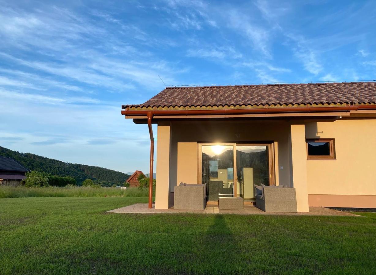 Panorama Home Valča Exteriör bild